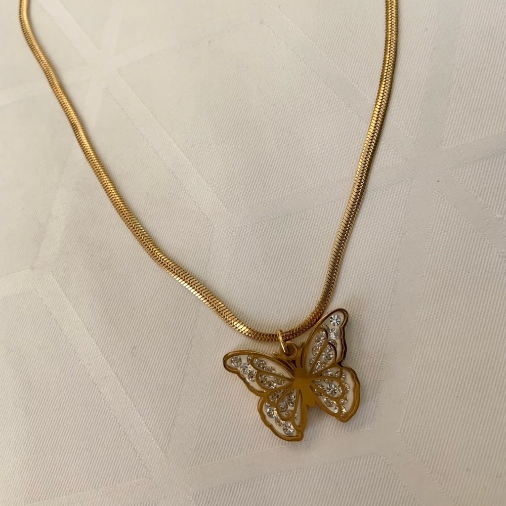 Butterfly pendant necklace